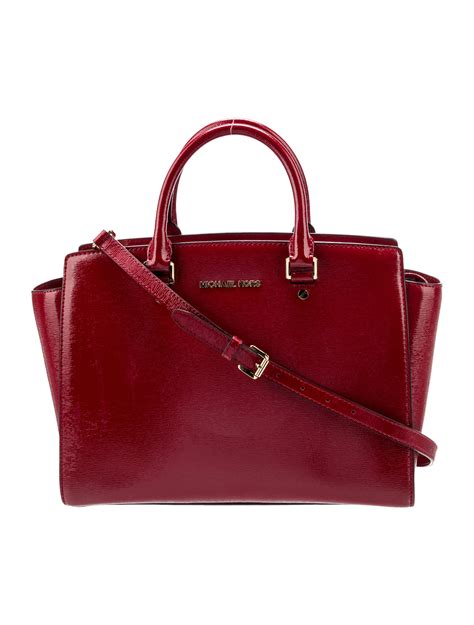 michael kors handtassen sale|Michael Kors top handle handbags.